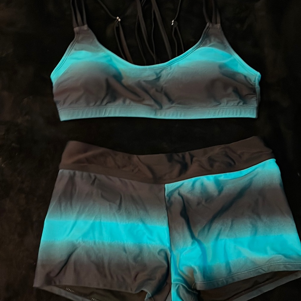 Swim suit